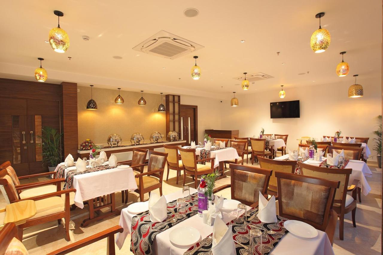 Hotel Maria Park Muvattupuzha Екстериор снимка